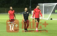 博鱼体育官网-​国足第四练释放“烟幕弹” 阿兰肌肉发紧单独调整
