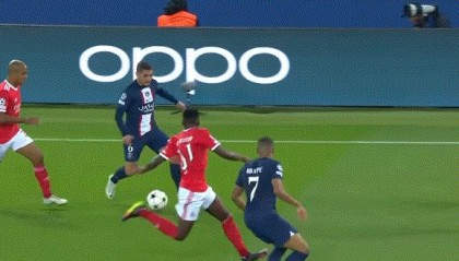 博鱼体育官网-【欧冠】姆巴佩点射 巴黎主场1比1再平本菲卡